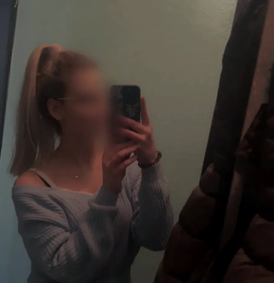 Allegra, 26 anni