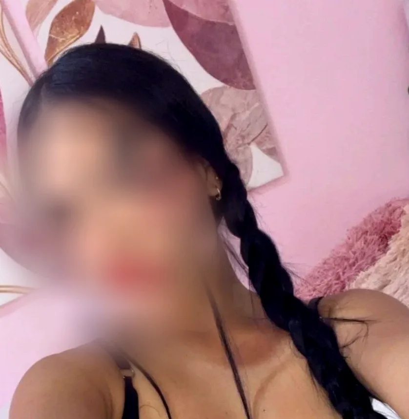 Megi, 23 anni